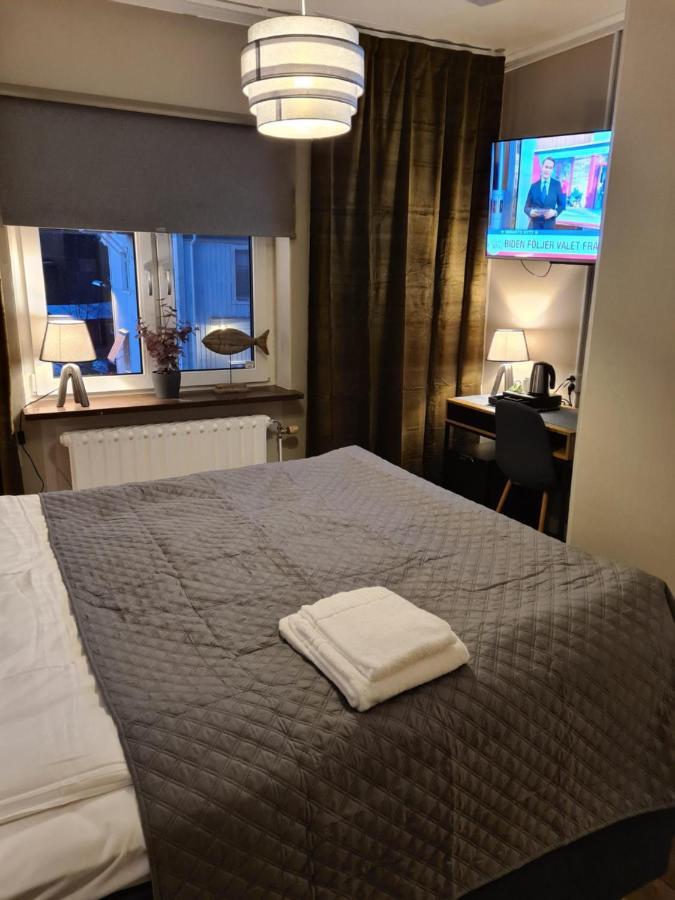 Dala-Jaerna Hotell Och Vandrarhem Экстерьер фото